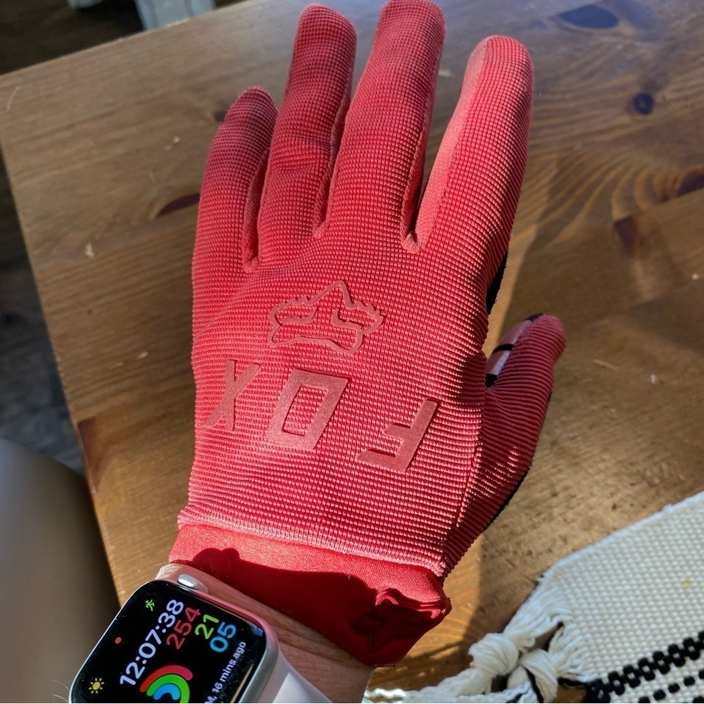 Fox racing mountain biking dirt biking gloves Red women’s Large (30) - Picture 6 of 9